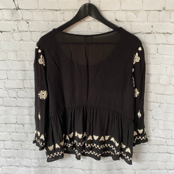 Meadow Rue Anthropologie Black Embroidered Blouse - Picture 5 of 5
